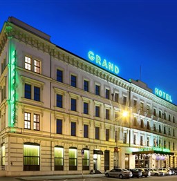 Grandhotel_Brno_frontview.jpg